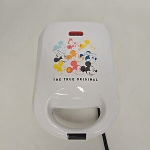 Interek Walt Disney Mickey Mouse Waffle maker MIC-9 500W 4.75"